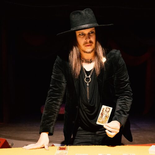 The Magicians Table Close Up Magic
